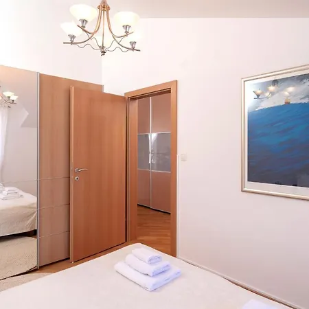 Agape Apartman Hvar 赫瓦尔