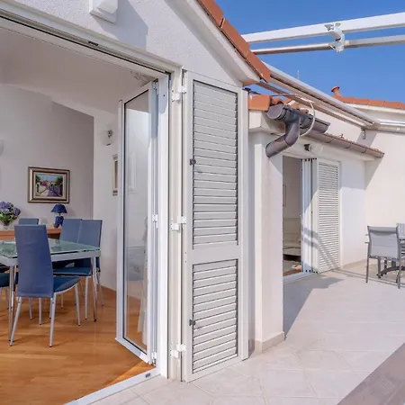 Agape Apartman Hvar 公寓